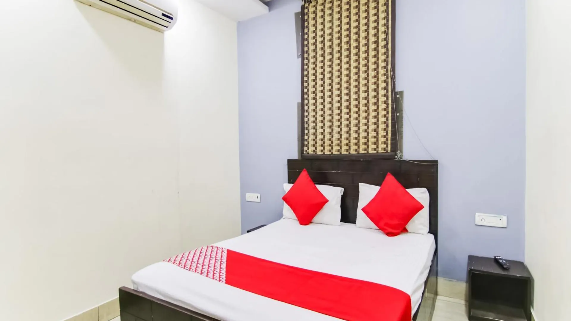Hotel O Shoolin Residency Delhi  3*, Delhi (National Capital Territory of India) India