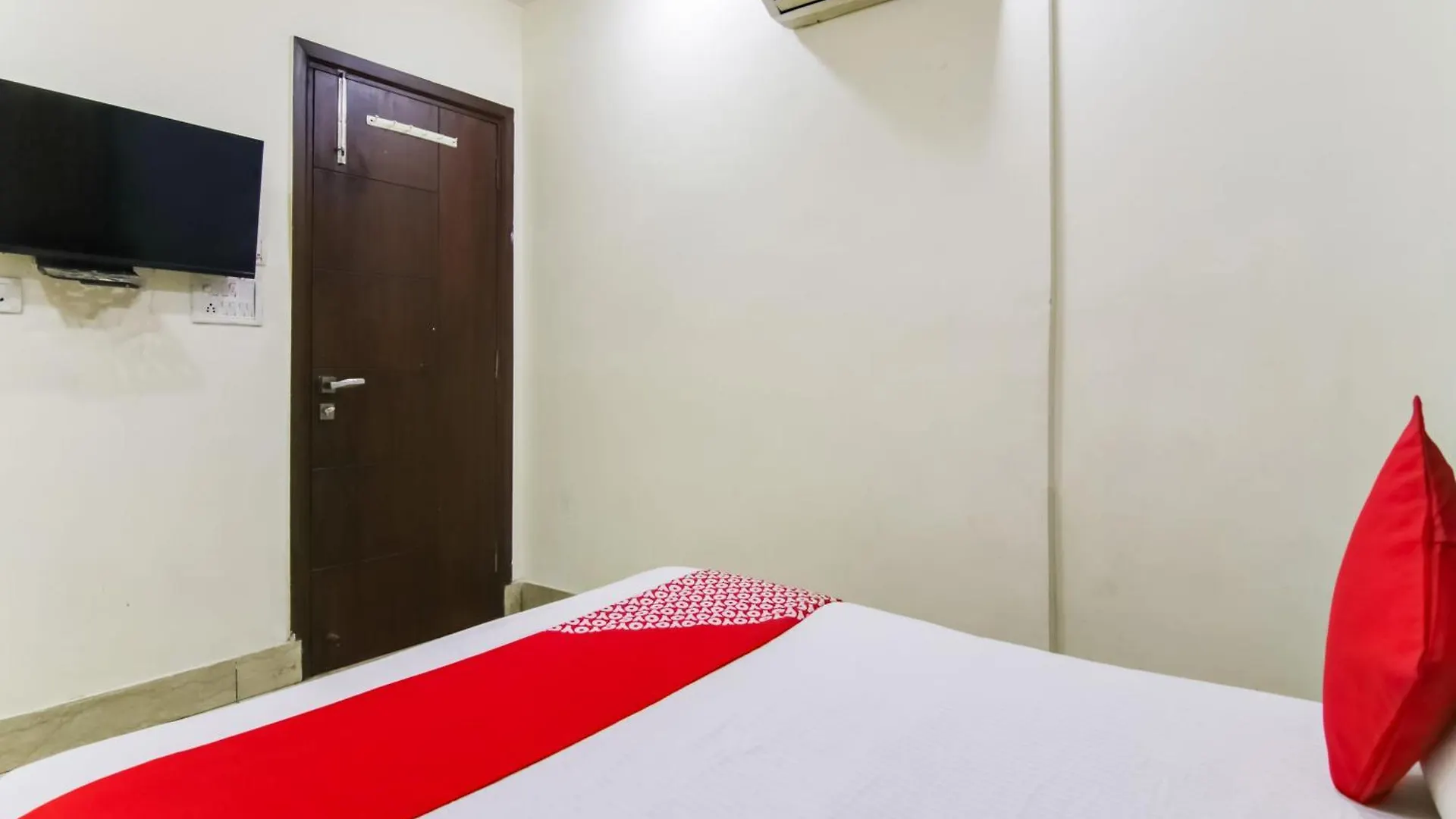 Hotel O Shoolin Residency Delhi  Delhi (National Capital Territory of India)