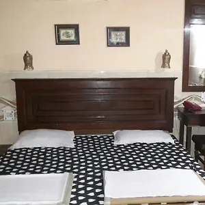  Guest house Jeraths India